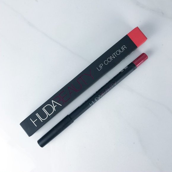 HUDA BEAUTY Other - Huda Beauty Lip Contour Lip Pencil in Icon